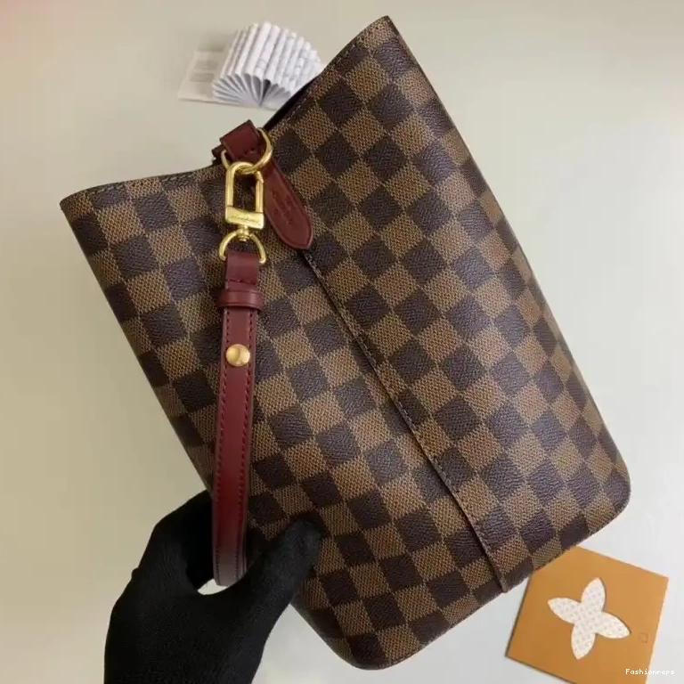 Fashionreps 19B570255 LV Bags 0524